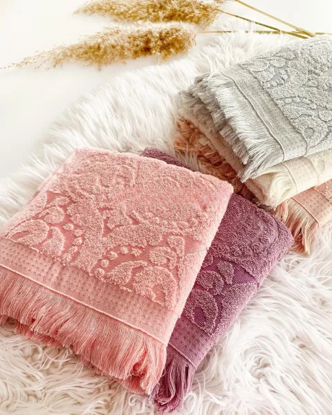 Fringed Towel 50x100 cm