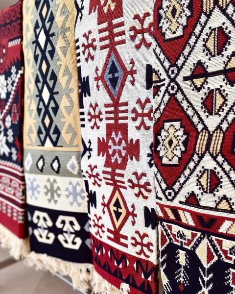 Etnik Desenli Kilim